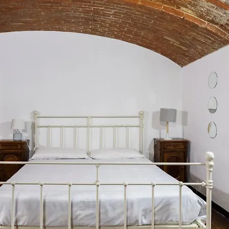 Cozy In Wonderful Navigli Area Apartment Milan