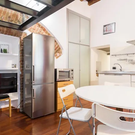 Cozy In Wonderful Navigli Area