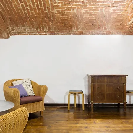 Cozy In Wonderful Navigli Area Apartment *